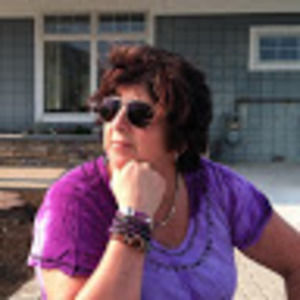 Meet your Posher, Denise